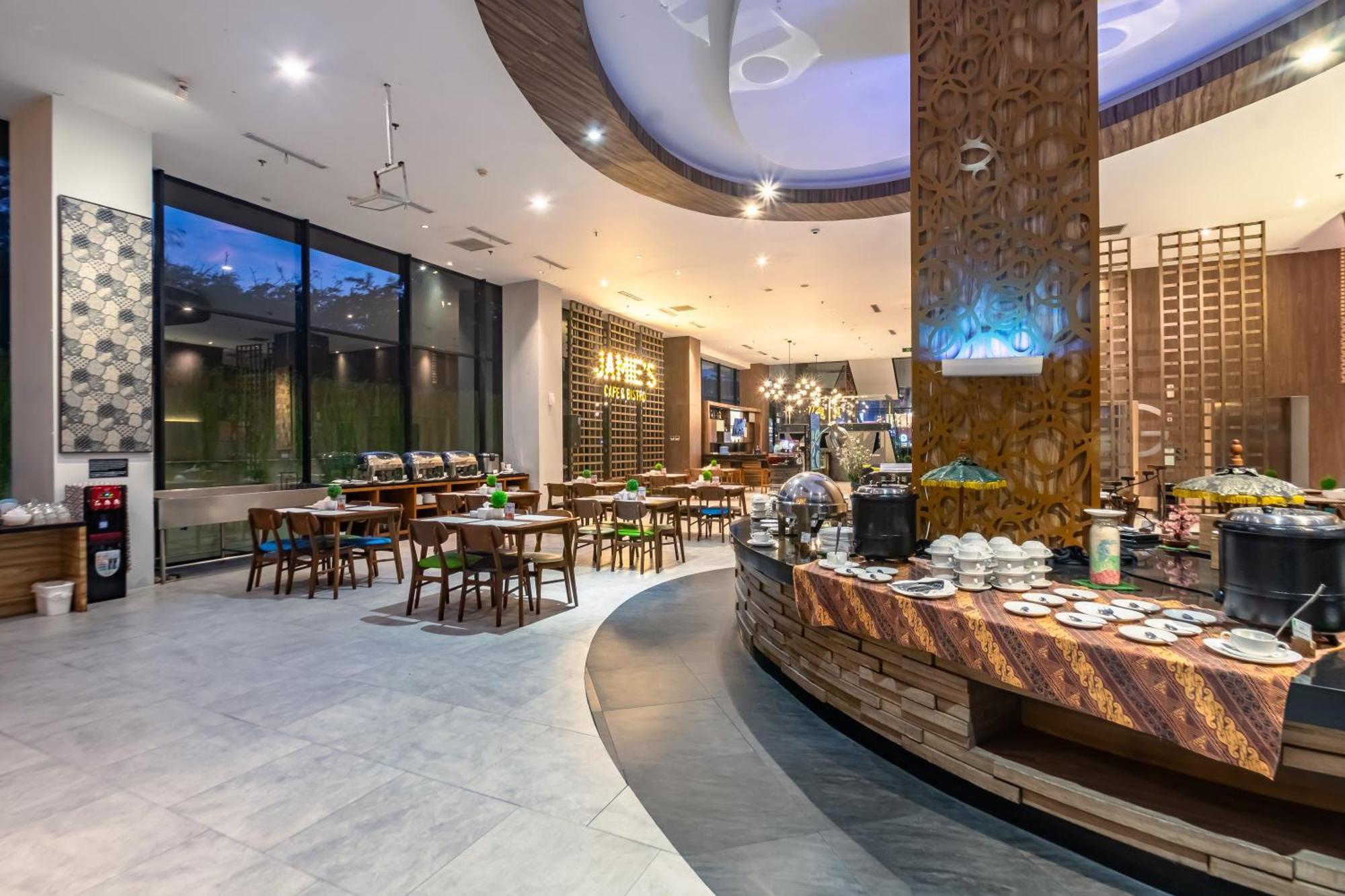 Hotel Ayola Lippo Cikarang Zewnętrze zdjęcie