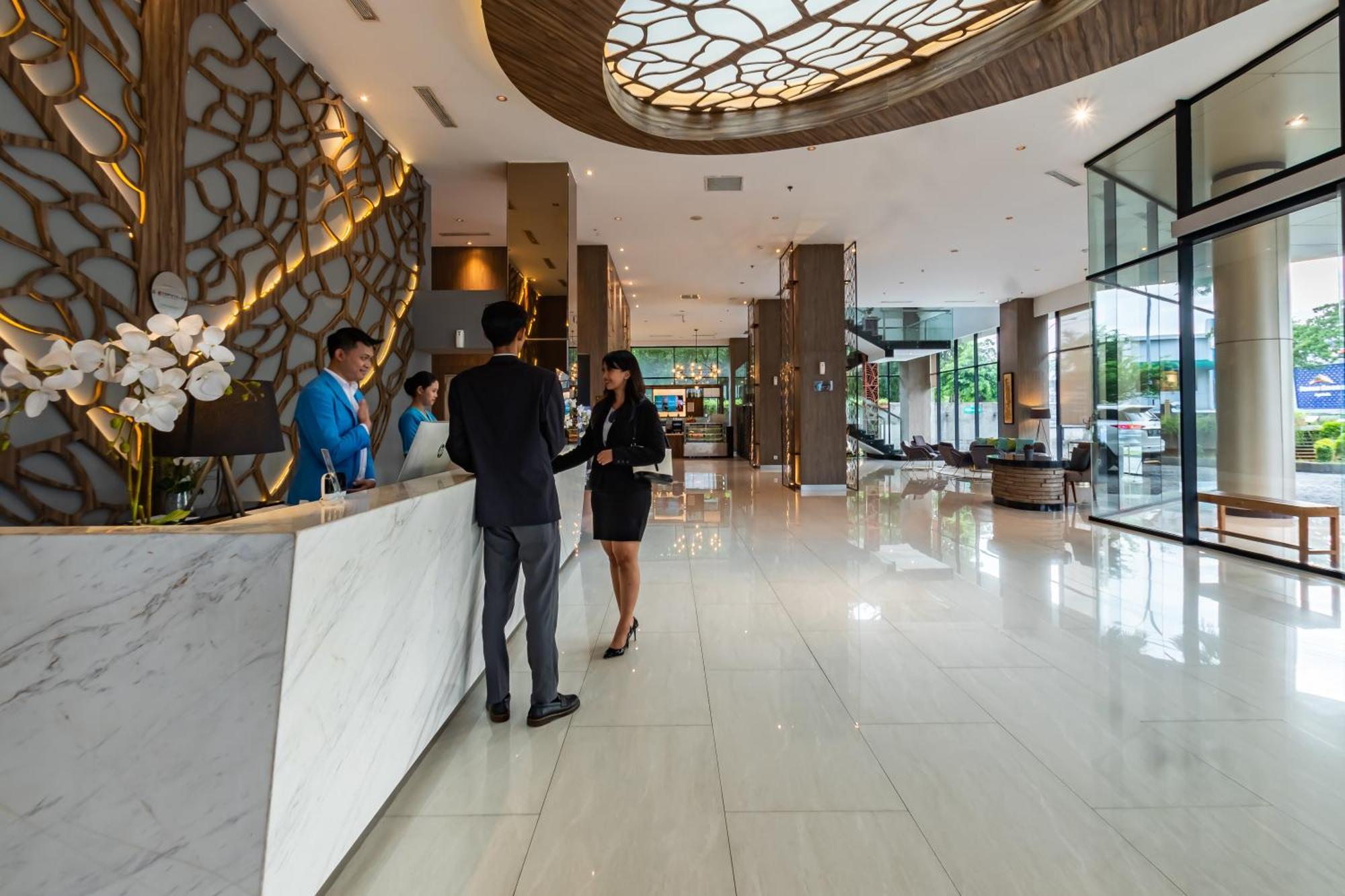 Hotel Ayola Lippo Cikarang Zewnętrze zdjęcie